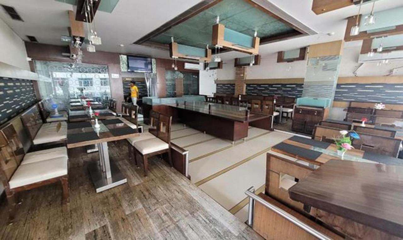 Fabhotel Prime Sapphire Regency Vadodara Extérieur photo